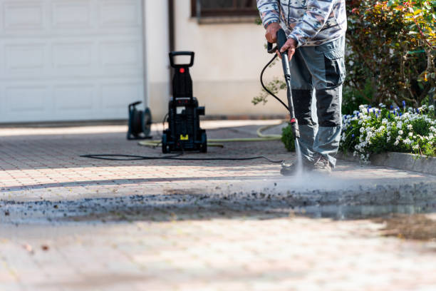 Best Sidewalk Pressure Washing  in Oskaloosa, IA
